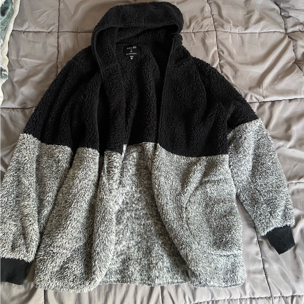 Ashley by 26 International Woman’s Jacket Size S